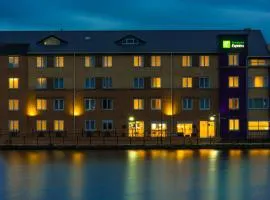 Holiday Inn Express Cardiff Bay by IHG