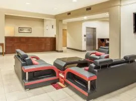 Hawthorn Extended Stay by Wyndham Bloomington