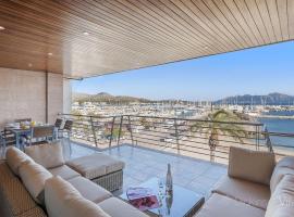 Hotel Photo: Port de Pollenca Apartment Sleeps 6 with Air Con and WiFi