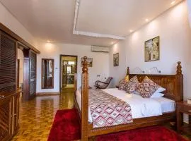 Travellers Beach Hotel & SPA