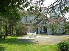 Hotel Foto: Holiday Home Le chant des milans by Interhome