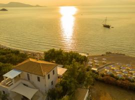 Hotel fotografie: Four Seasons Hydra Luxury Suites