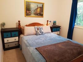 A picture of the hotel: Cosy Quiet Bedroom Ferny Grove