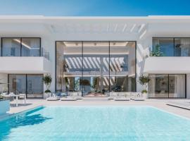 Fotos de Hotel: New Superb view Villa with pool in Ibiza 16 guest