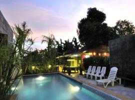 Hotel fotoğraf: Serene Villa Phuket