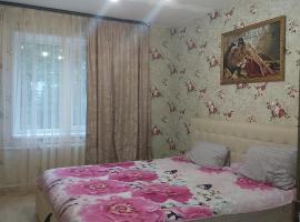 Hotel Photo: VladApart - Apartment on Shoshina 5