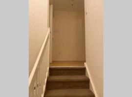 Hotel Photo: 4 Bed Covent Garden Flat