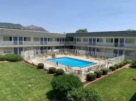 Motel 6-Flagstaff, AZ - Butler