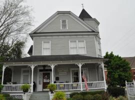 Hotel fotoğraf: Trowell Historic Inn