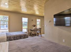 Hotel foto: Mountain Cabin, Walk to Dining and Memorial Park!