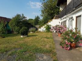 Foto do Hotel: Ferienwohnung Schwabendorf - nahe Marburg