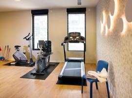 Domitys - Galilée, hotel v destinaci Cergy