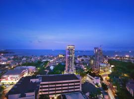 รูปภาพของโรงแรม: ASTON Makassar Hotel & Convention Center