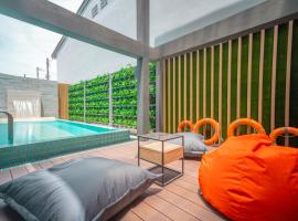 Gambaran Hotel: Recenta Style Phuket Town