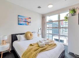 Foto di Hotel: Cosy at The Cambridge Apt with Wi-Fi and Netflix