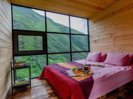 Fifth Season, hotel v destinaci Jut'a