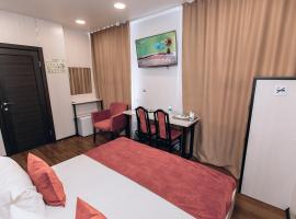 Hình ảnh khách sạn: RedFox Hotel