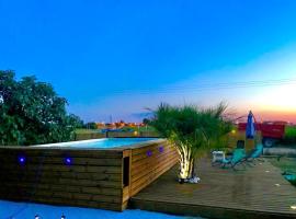 ホテル写真: Studio avec piscine partagee jardin clos et wifi a Saint Jory