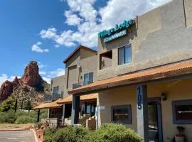 Sedona Village Lodge, отель в Седоне