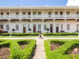 Denison Boutique Hotel, hotel in Rockhampton