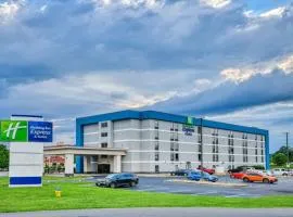Holiday Inn Express Hotel & Suites Pigeon Forge by IHG