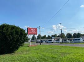 A picture of the hotel: Red Carpet Inn & Suites Wrightstown