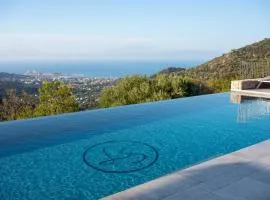 Hotel La Santa