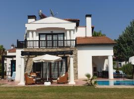 होटल की एक तस्वीर: Antalya belek private villa private pool private beach 3 bedrooms close to land of legends