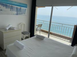 Hotel Photo: Mediterranean Suite First Line Beach Costa del Sol