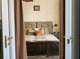 Hotel Photo: Happy Dream неоклассика в сердце Казани