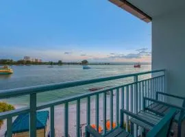 Winter the Dolphins Beach Club, Ascend Hotel Collection, hotel di Clearwater Beach