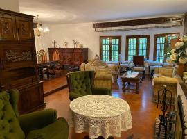 Gambaran Hotel: Chalet 300m con 1000m parcela privada a 5min de Puy Du Fou