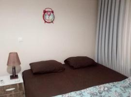 Hotel kuvat: Deniz garden flat double bedroom