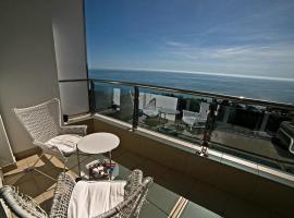 Hotel fotografie: 2-к Квартира у моря с прекрасным видом