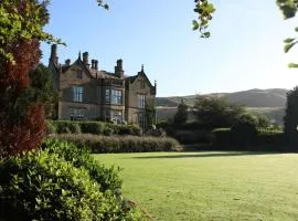 Falcon Manor Hotel