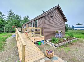 Hotel Photo: Historic Cottage on Horse Farm FirePit and BBQ