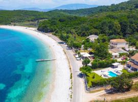 A picture of the hotel: Avlaki Beachfront Villa