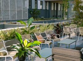 A picture of the hotel: Live Hotels Bordeaux Lac