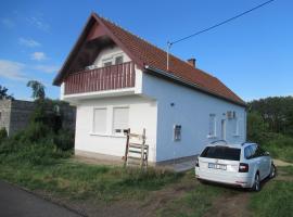 Hotel fotoğraf: kerestir house