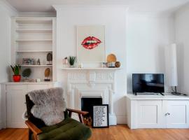 Hotel fotografie: Pass the Keys - Beautiful stylish flat in South West London
