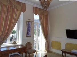 호텔 사진: Beautiful apartment in the center of Vinnytsia