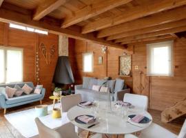 รูปภาพของโรงแรม: L'Esprit Montpel "La Cabane-Chalet de Montagne"