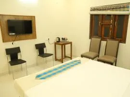 Aamantran At Fort Maheshwar