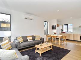 Hotel fotografie: Salisbury Style - Brand new city apartment - Christchurch Holiday Homes