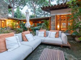 Hotel Photo: Villa Can Duarry - Barcelona Country House 1