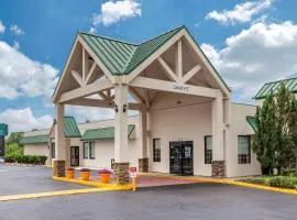 Quality Inn & Suites Hanes Mall, hotel v destinácii Winston-Salem