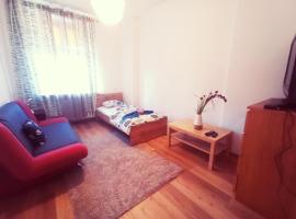 ホテル写真: Apartament Esfiria