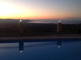 호텔 사진: Private villa, sea views, total privacy, heated pool, 25 mins from Paphos