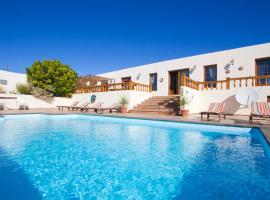 Hotel foto: Casa Mercedes - Luxurious 4 bedroom villa in rural setting - Great pool area