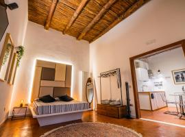 Hotel Photo: Vinto House Salerno Old Town
